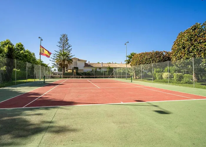 Newly Renovated In Golden Mile W/ Pool Marbella