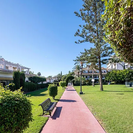 Daire Newly Renovated In Golden Mile W/ Pool *